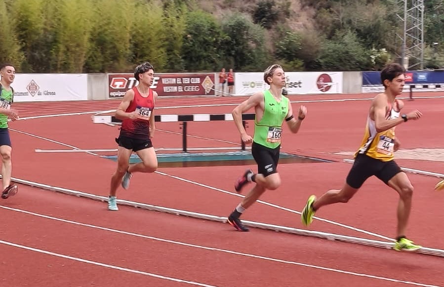 ALEIX ZURITA, TERCER DE CATALUNYA SUB18 ALS 800 M. LL.
